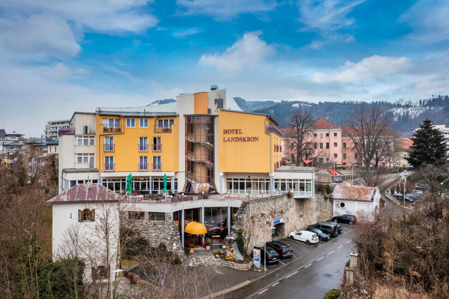 Hotel Landskron Брук-ан-дер-Мур Экстерьер фото